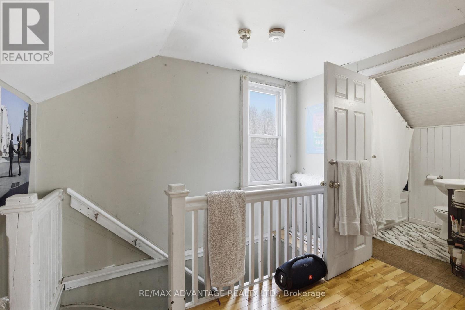 1051 RICHMOND STREET - 20