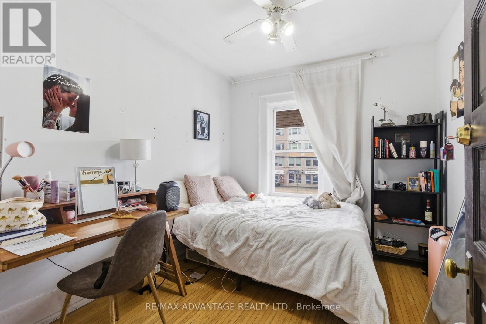1051 RICHMOND STREET - 19
