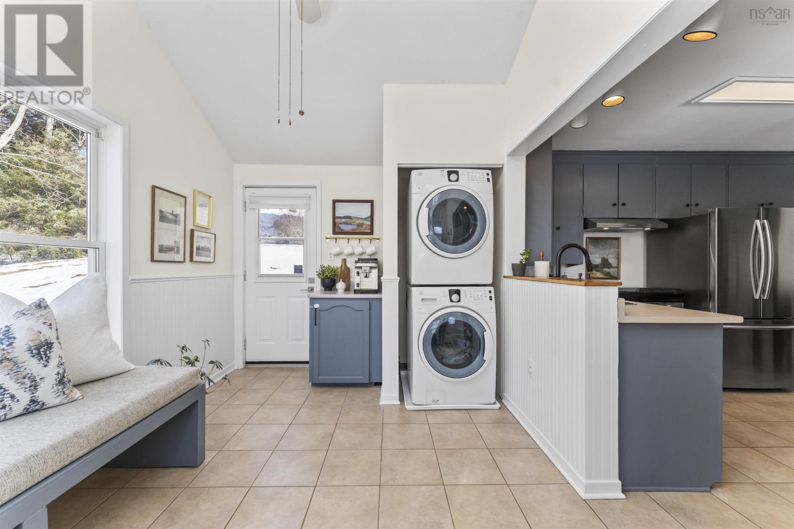 Property 22 of 49 of 61 Helene Avenue