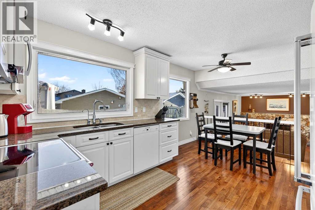 
          168 Midlake Boulevard Southeast
            <br/>
            <span>Calgary</span>
            , 
            <span>AB</span>
             <span>T2X1J1</span>
         - Photo 11