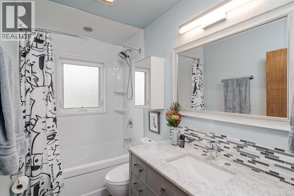 Single Family House Bungalow for Sale in   Street NE Mayland Heights Calgary 