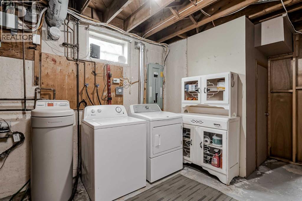 Single Family House Bungalow for Sale in   Street NE Mayland Heights Calgary 