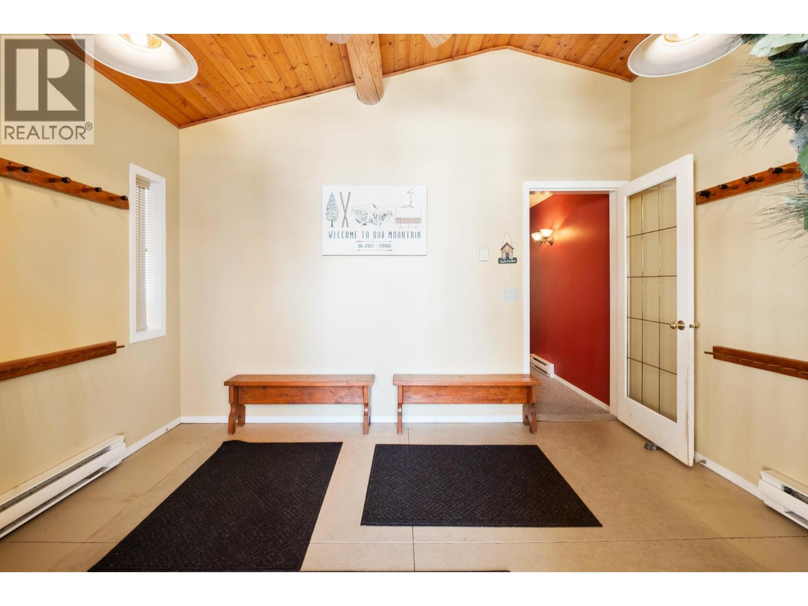 4940 Snowpines Road Unit# B, Big White