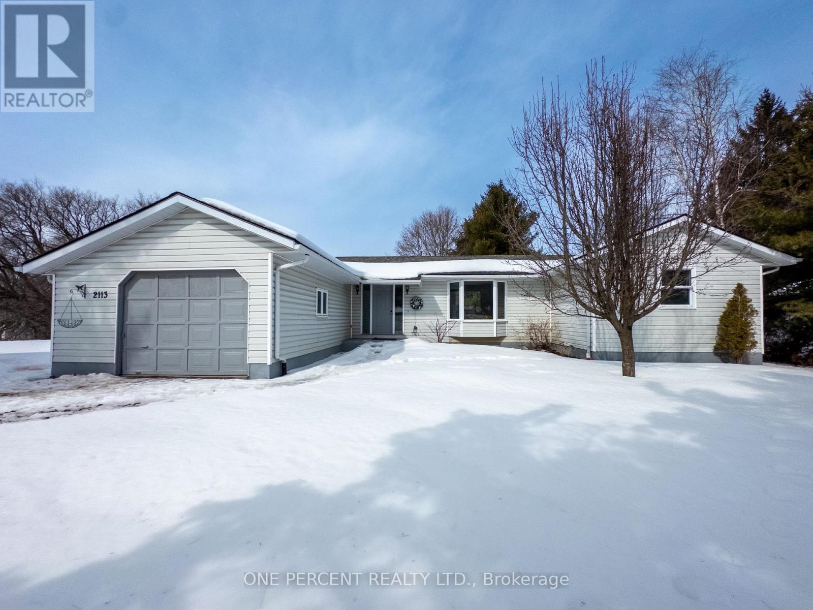 2113 COUNTY ROAD 1 E - 2