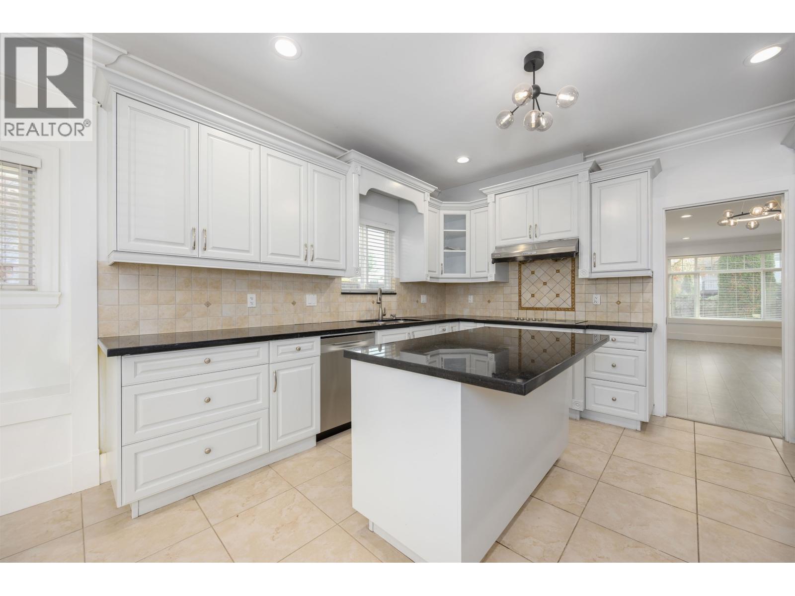 6806 DUNNEDIN STREET, Burnaby