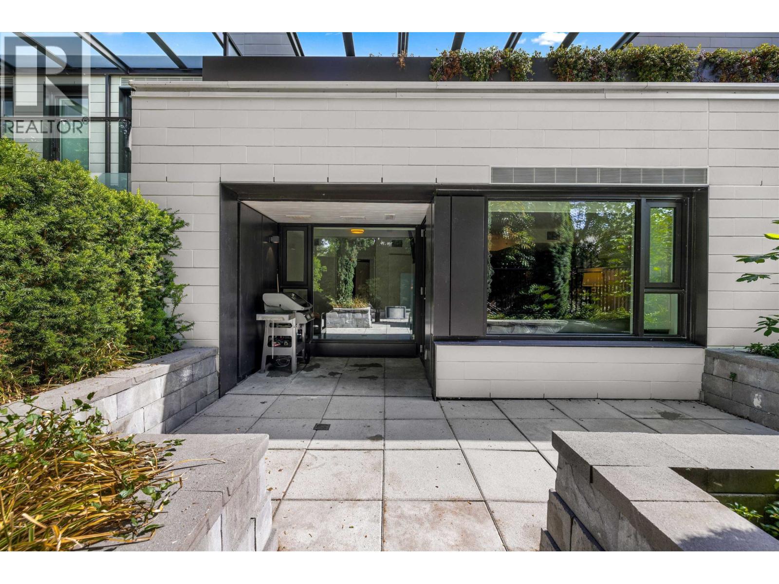 309 7128 ADERA STREET, Vancouver