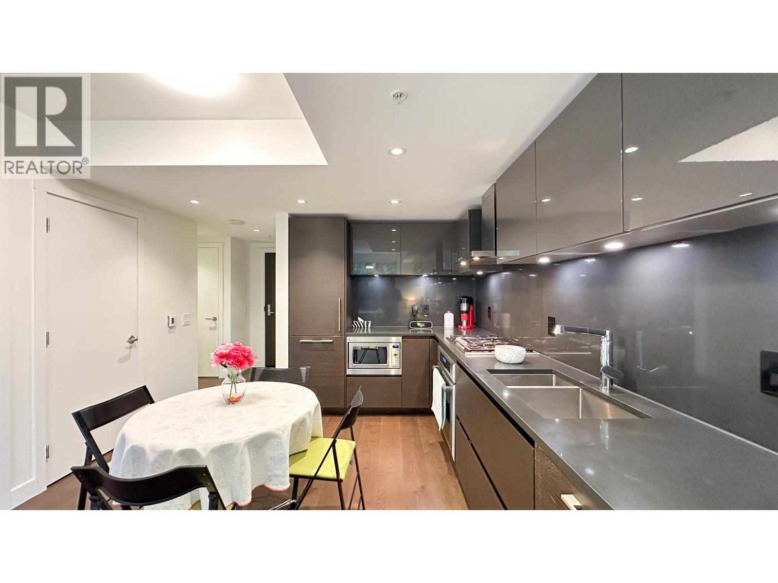 309 7128 ADERA STREET, Vancouver