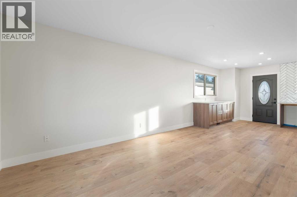 
          45 Alpine Crescent Southeast
            <br/>
            <span>Airdrie</span>
            , 
            <span>AB</span>
             <span>T4B1K9</span>
         - Photo 10