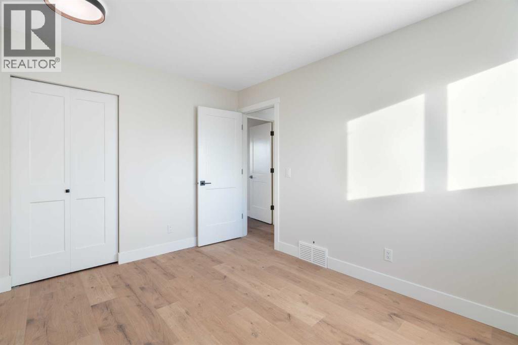 
          45 Alpine Crescent Southeast
            <br/>
            <span>Airdrie</span>
            , 
            <span>AB</span>
             <span>T4B1K9</span>
         - Photo 25