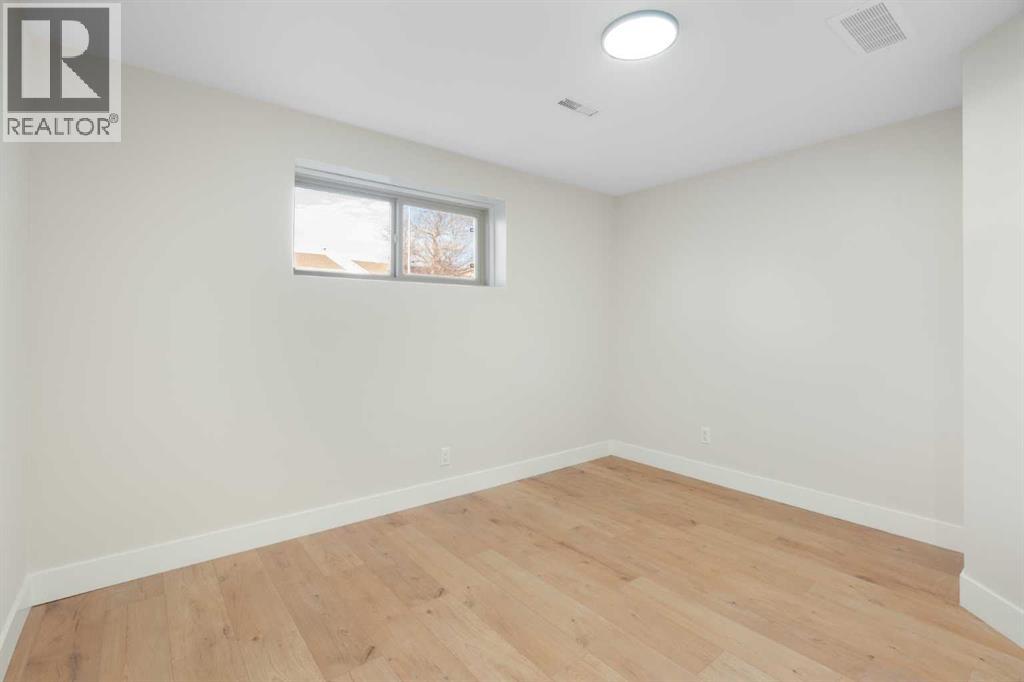 
          45 Alpine Crescent Southeast
            <br/>
            <span>Airdrie</span>
            , 
            <span>AB</span>
             <span>T4B1K9</span>
         - Photo 38