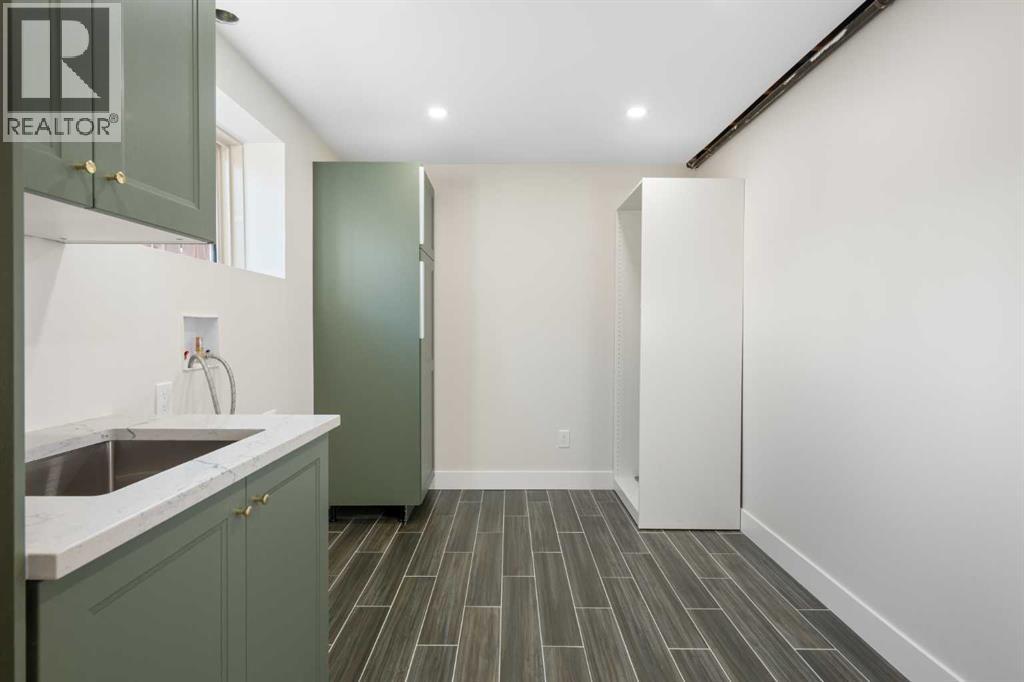 
          45 Alpine Crescent Southeast
            <br/>
            <span>Airdrie</span>
            , 
            <span>AB</span>
             <span>T4B1K9</span>
         - Photo 35