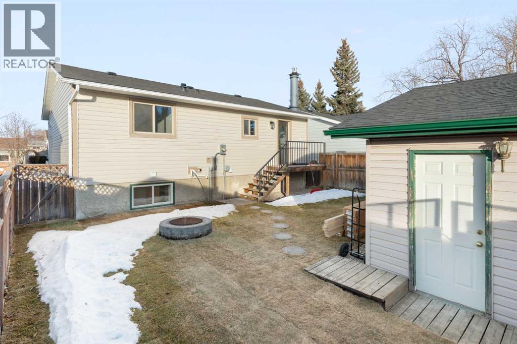 
          45 Alpine Crescent Southeast
            <br/>
            <span>Airdrie</span>
            , 
            <span>AB</span>
             <span>T4B1K9</span>
         - Photo 40