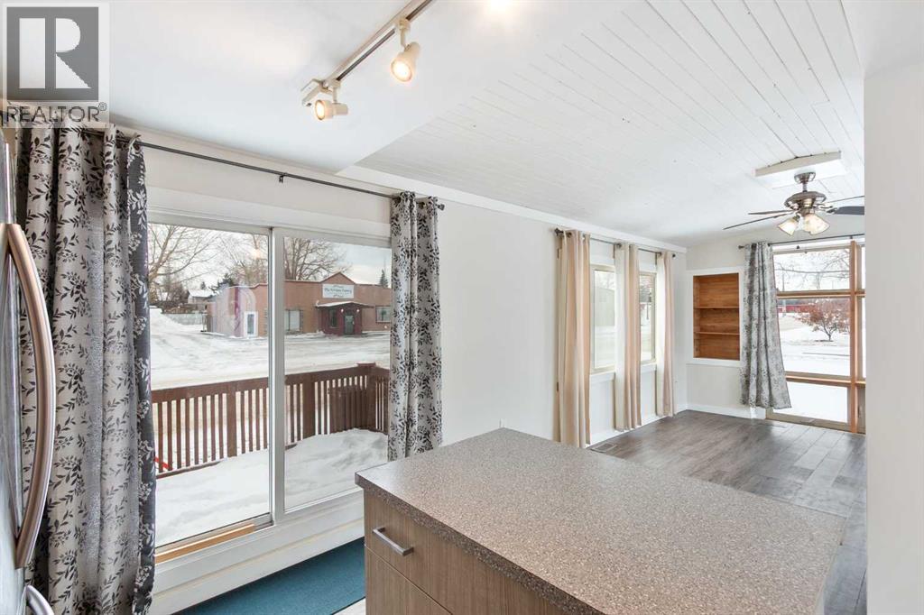 
          1 Park Avenue
            <br/>
            <span>Carstairs</span>
            , 
            <span>AB</span>
             <span>T0M0N0</span>
         - Photo 9