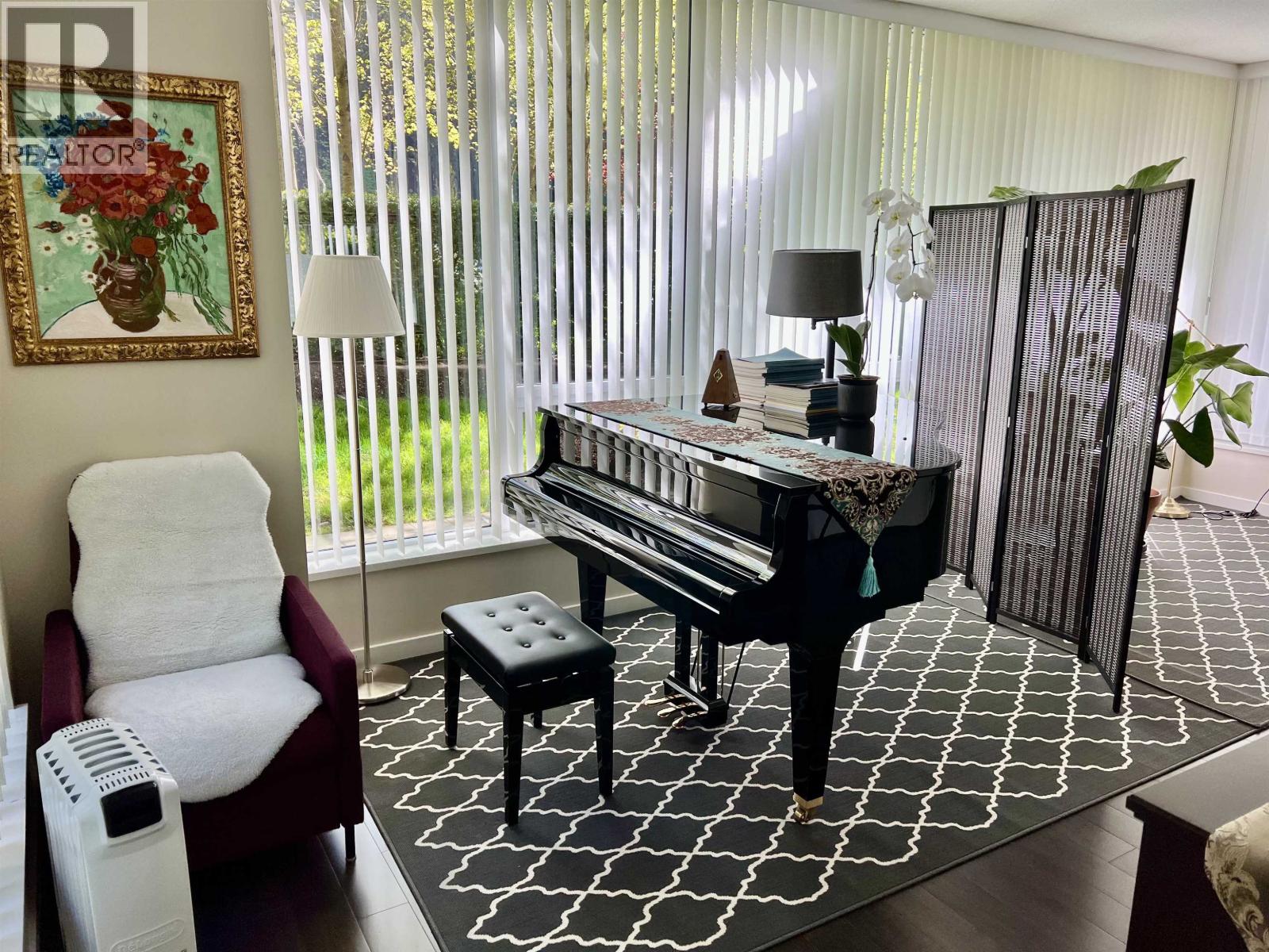 110 5728 BERTON Avenue - main photo