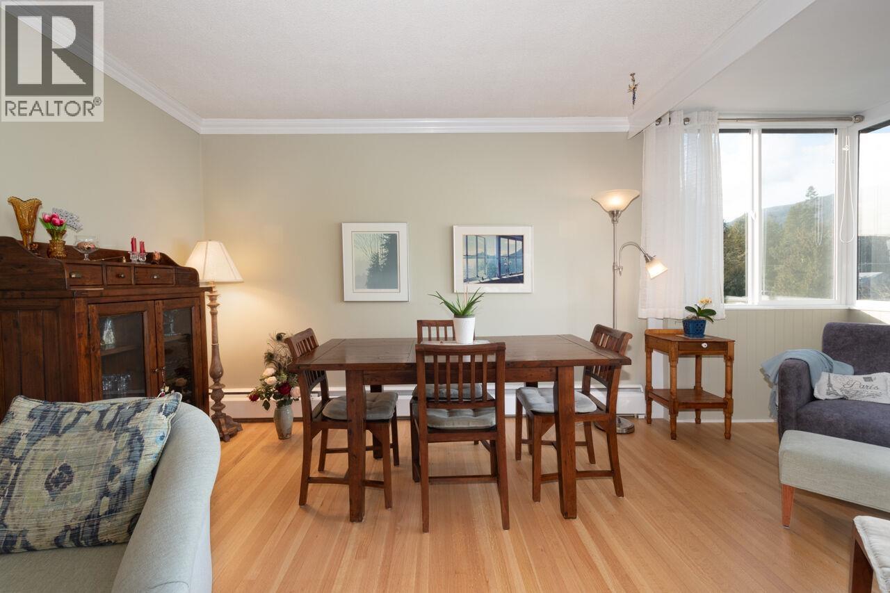 505 1425 ESQUIMALT AVENUE, West Vancouver