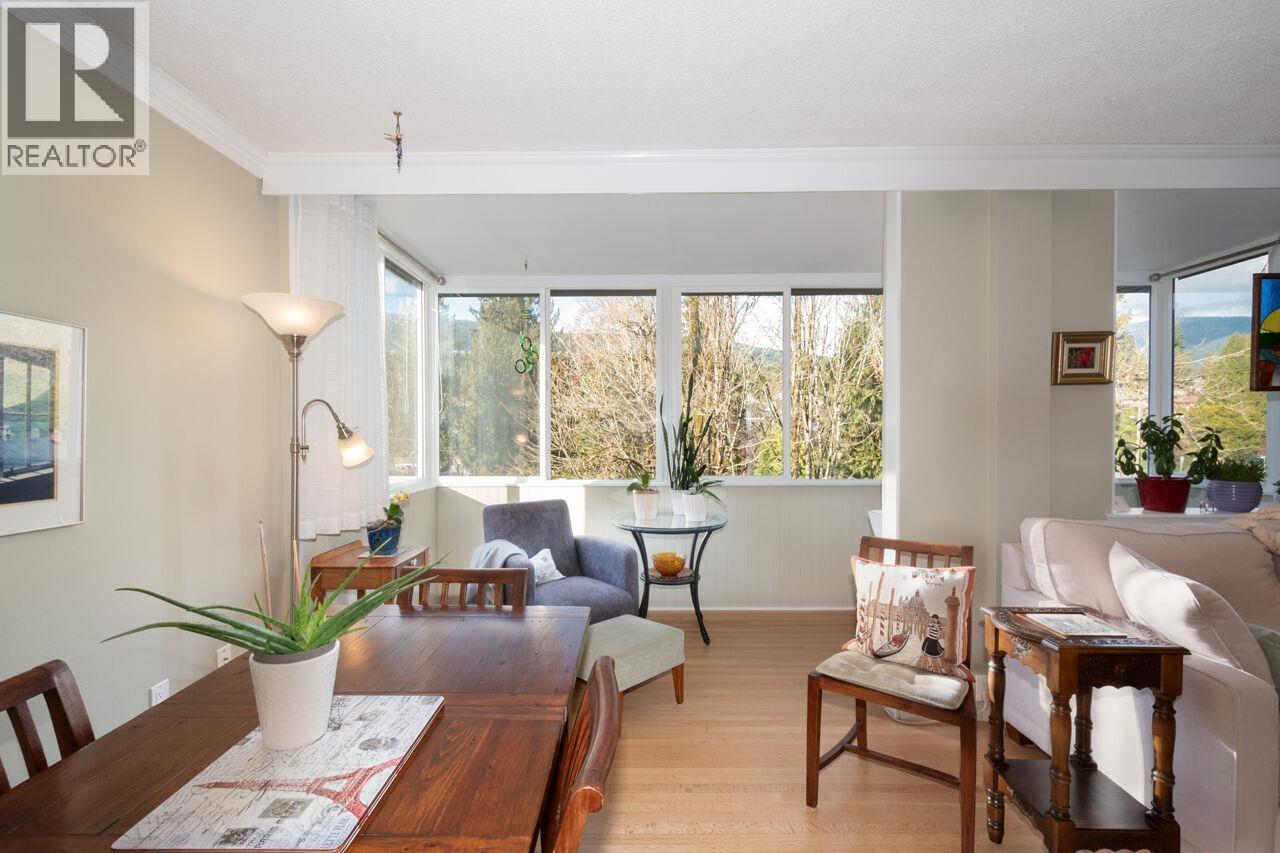 505 1425 ESQUIMALT AVENUE, West Vancouver