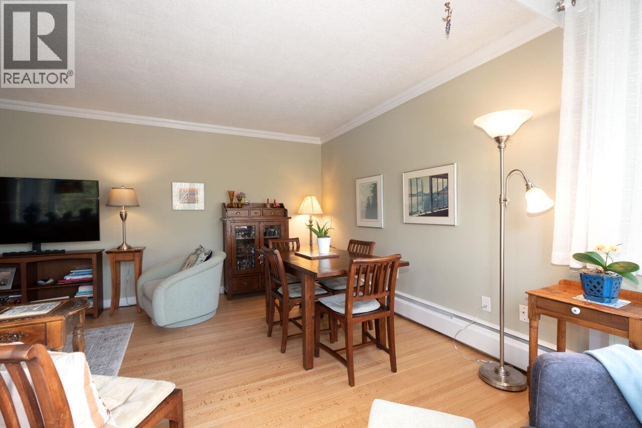 505 1425 ESQUIMALT AVENUE, West Vancouver