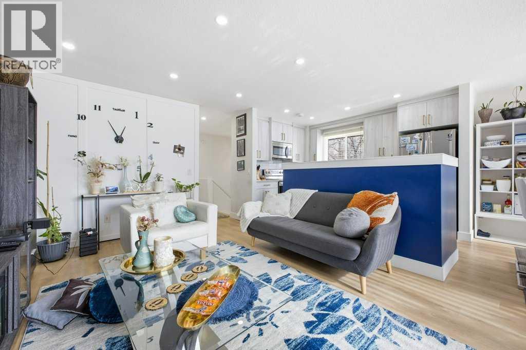 Single Family House Bi-level for Sale in    Avenue SE Ogden Calgary 