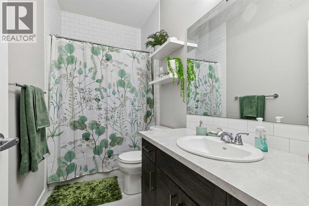 250 Fireside View, Cochrane