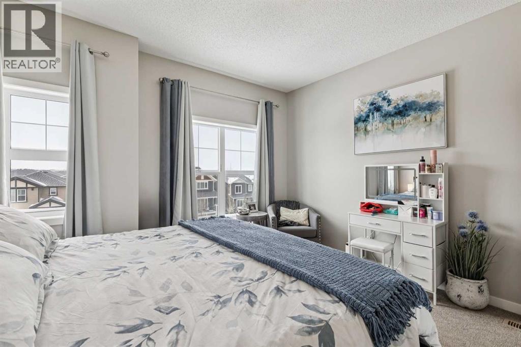 250 Fireside View, Cochrane