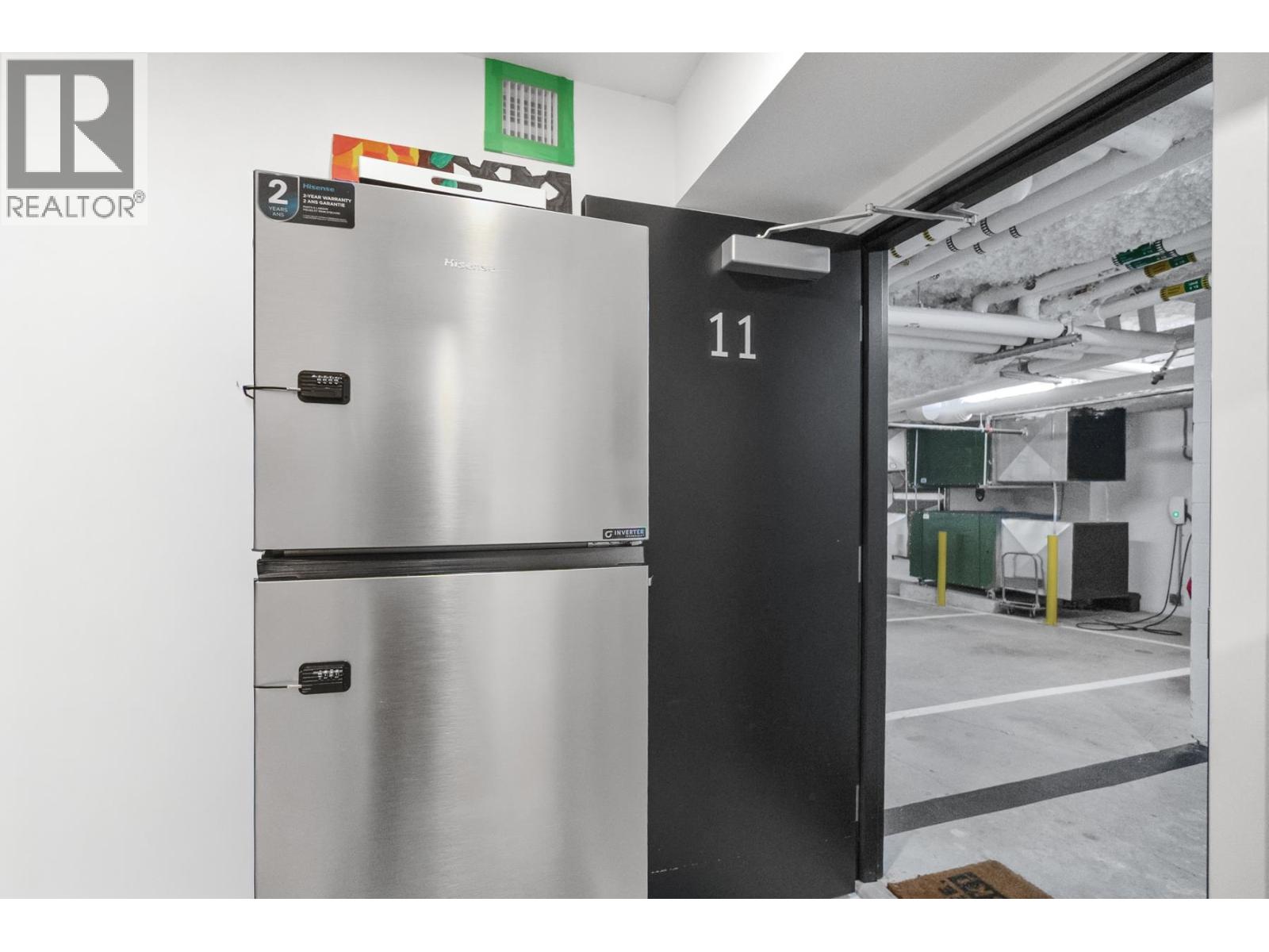 11 528 E 2ND STREET, North Vancouver