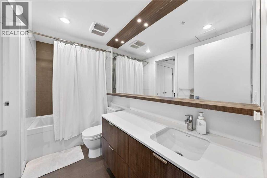 Single Family House for Sale in   Waterfront Mews SW Chinatown Calgary 