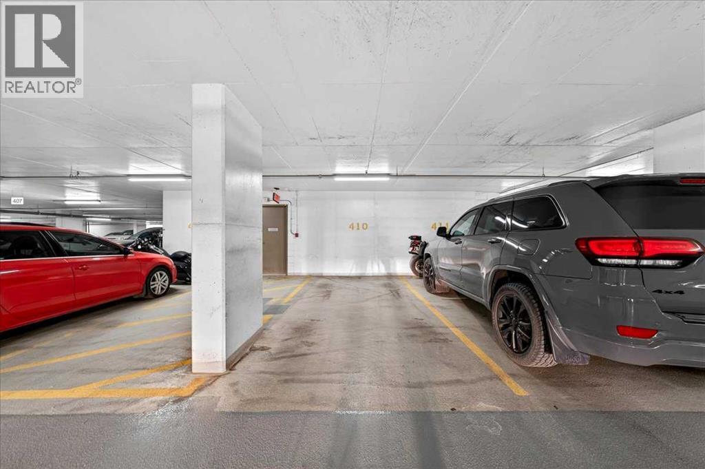 Single Family House for Sale in   Waterfront Mews SW Chinatown Calgary 