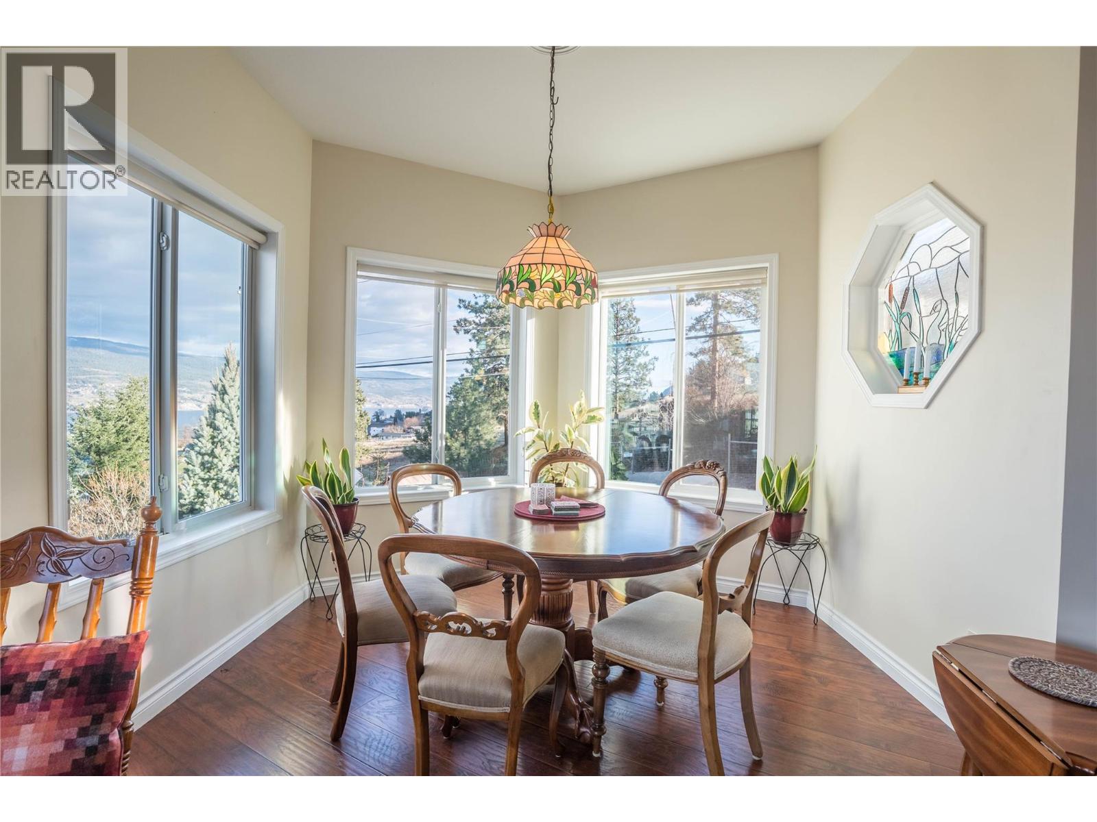 7118 Hespeler Road, Summerland