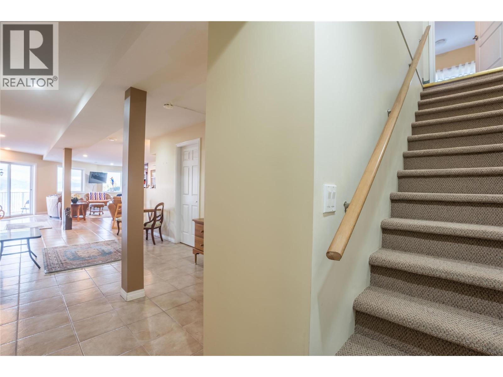 7118 Hespeler Road, Summerland