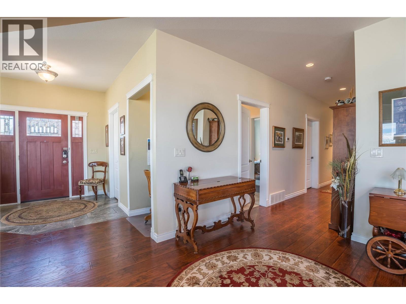 7118 Hespeler Road, Summerland