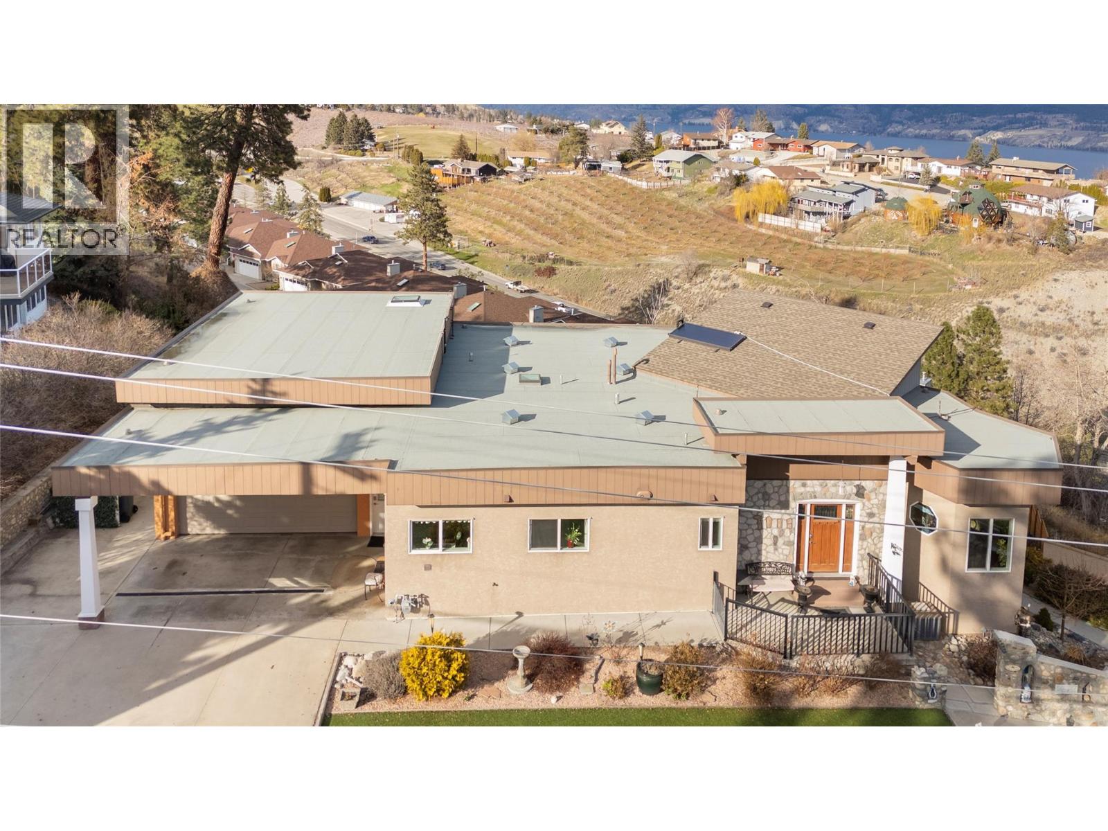 7118 Hespeler Road, Summerland