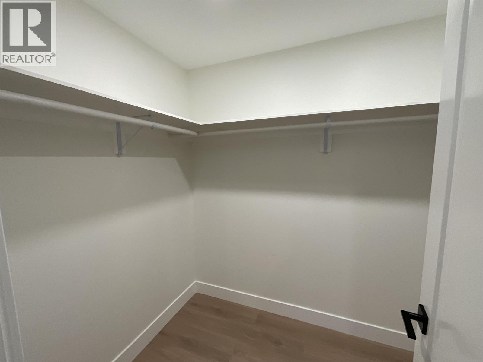 #1302 2395 ROWE STREET - 20