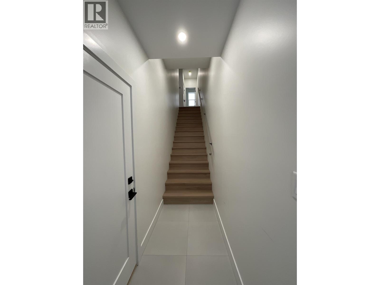 #1302 2395 ROWE STREET - 25