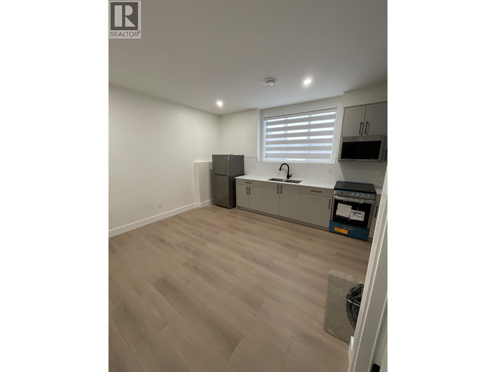 1302 2395 ROWE STREET, Prince George