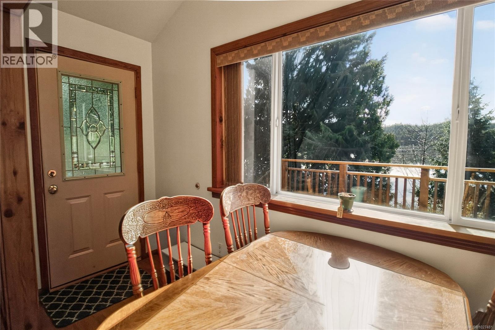 212 Albion Cres, Ucluelet