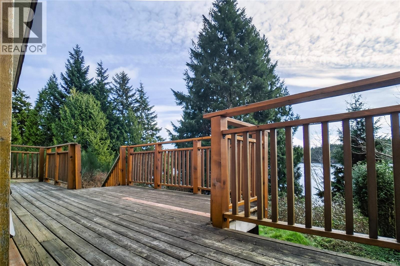 212 Albion Cres, Ucluelet