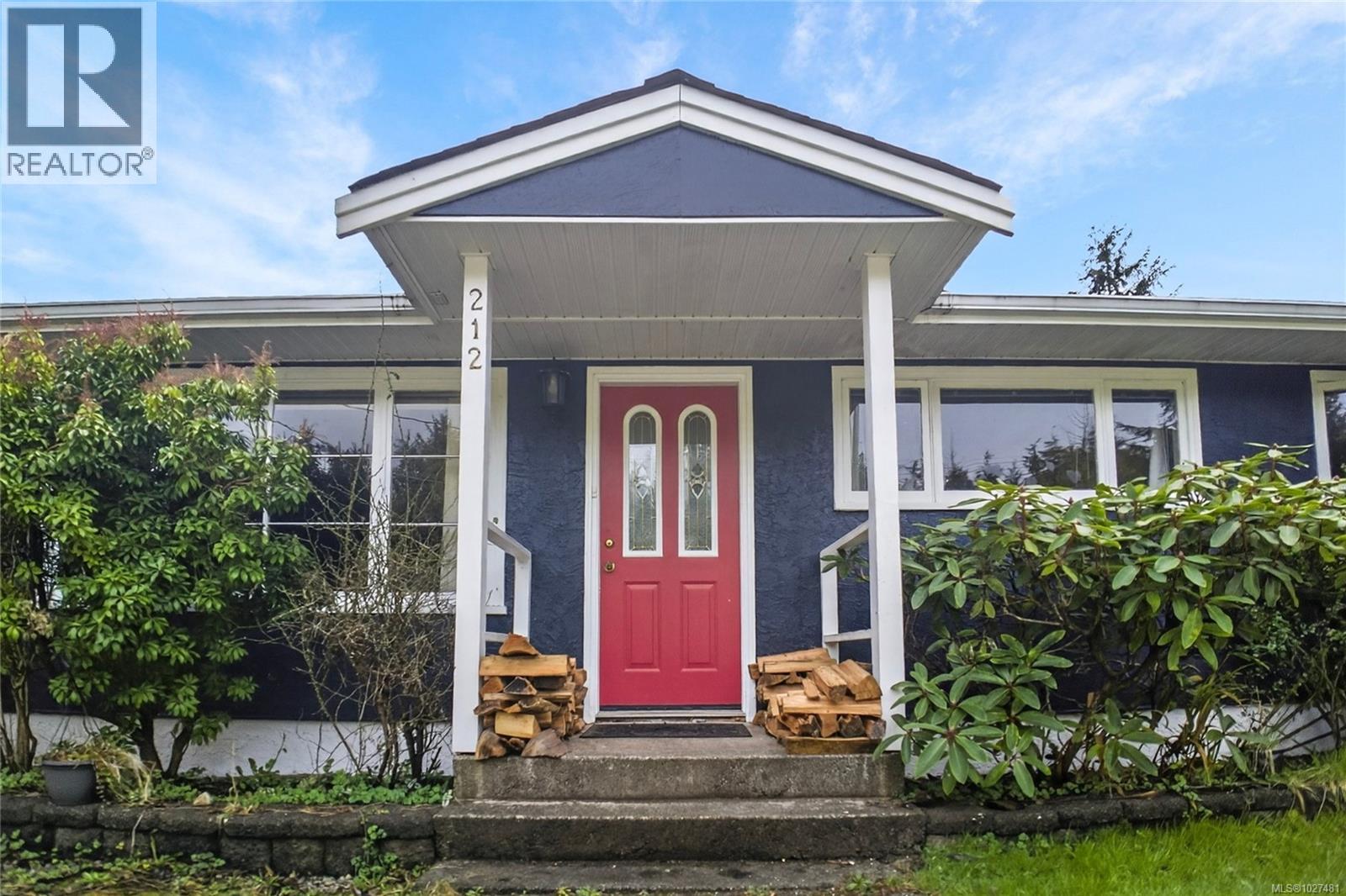 212 Albion Cres, Ucluelet