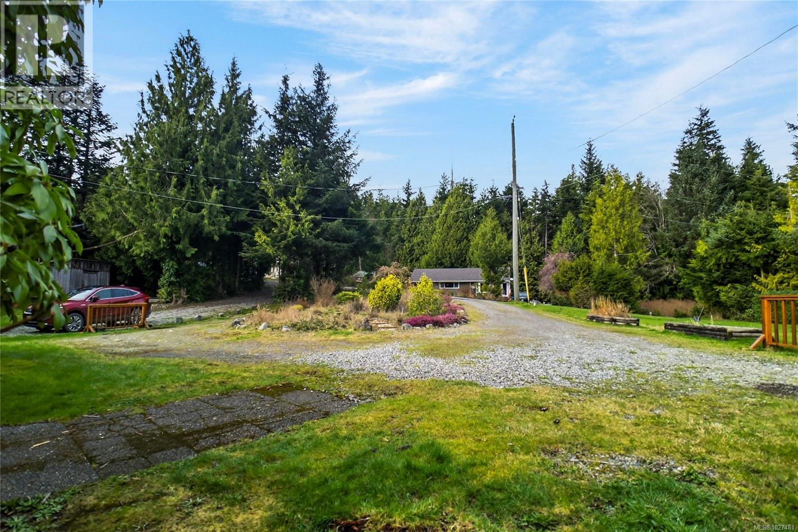 212 Albion Cres, Ucluelet