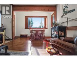 212 Albion Cres, Ucluelet, BC V0R3A0 Photo 17