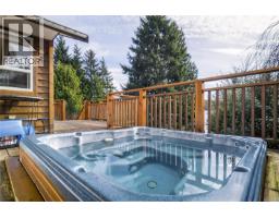 212 Albion Cres, Ucluelet, BC V0R3A0 Photo 28