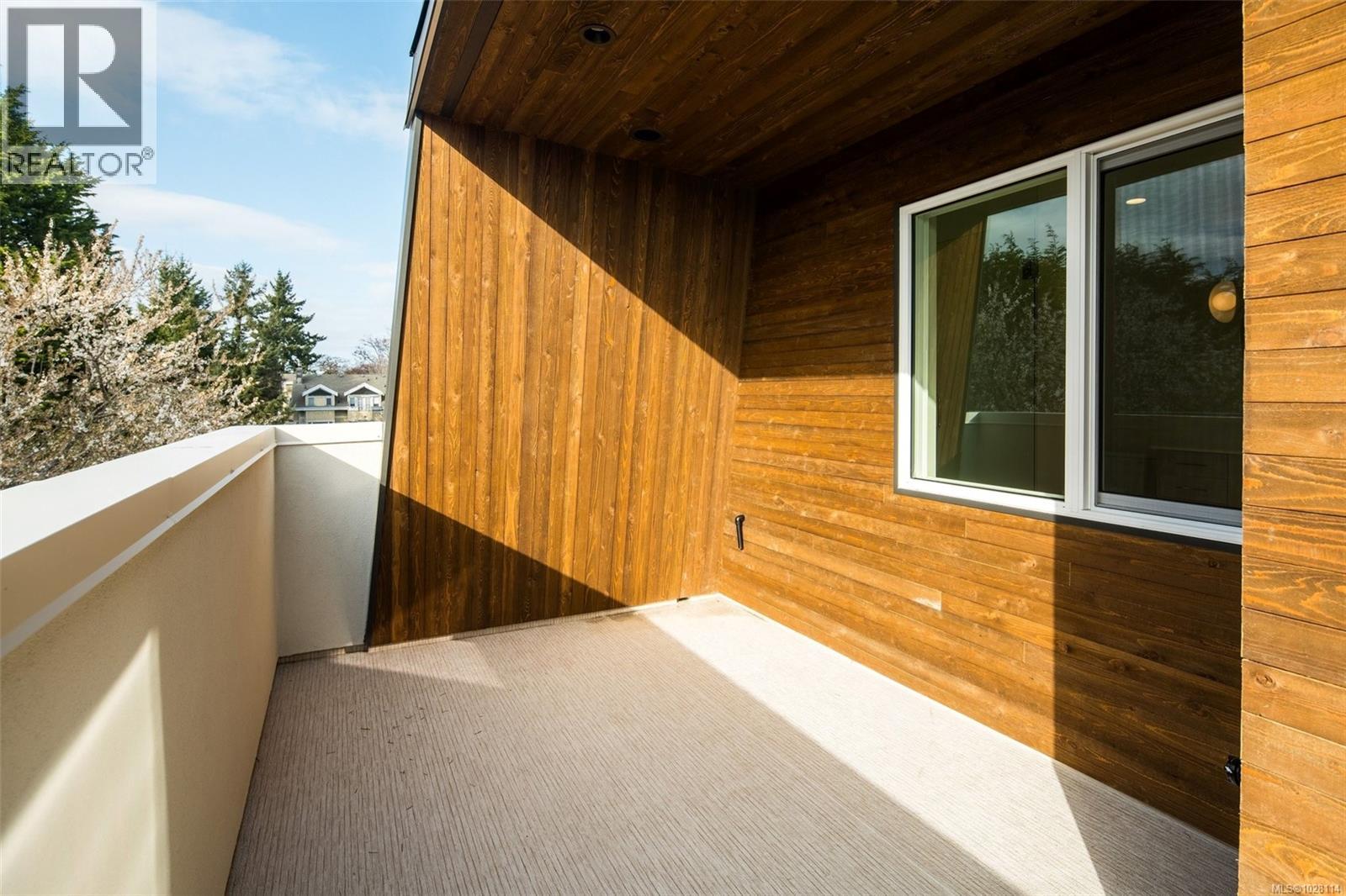 1 920 Island Road, Oak Bay