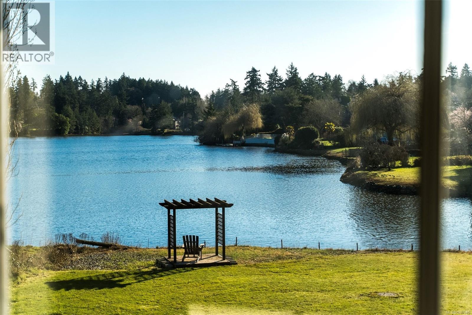  87 Kingham Place, View Royal