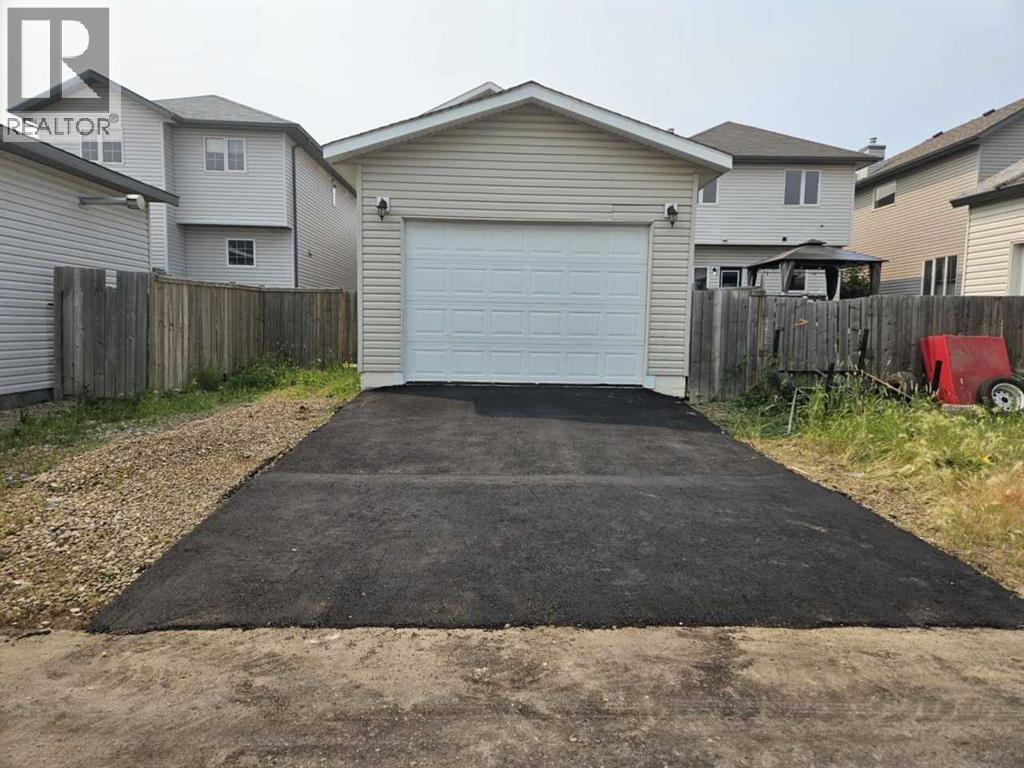 
          128 Saline Creek Way
            <br/>
            <span>Fort McMurray</span>
            , 
            <span>AB</span>
             <span>T9K2V6</span>
         - Photo 6