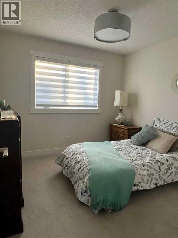 Single Family House for Sale in  Scurfield Drive NW Scenic Acres Calgary 