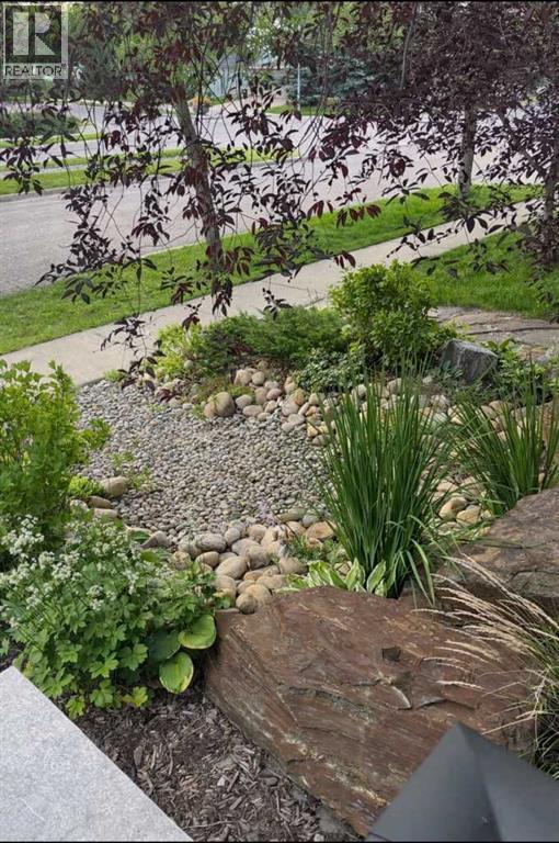 Single Family House for Sale in  Scurfield Drive NW Scenic Acres Calgary 