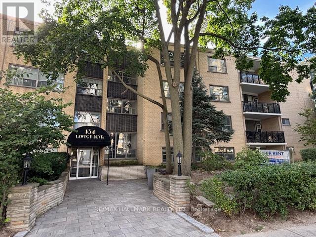 Listing photo of 211 - 134 LAWTON BOULEVARD