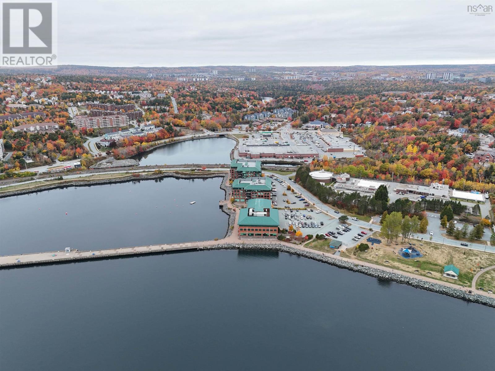 Property 30 of 34 of 305 220 Waterfront Drive