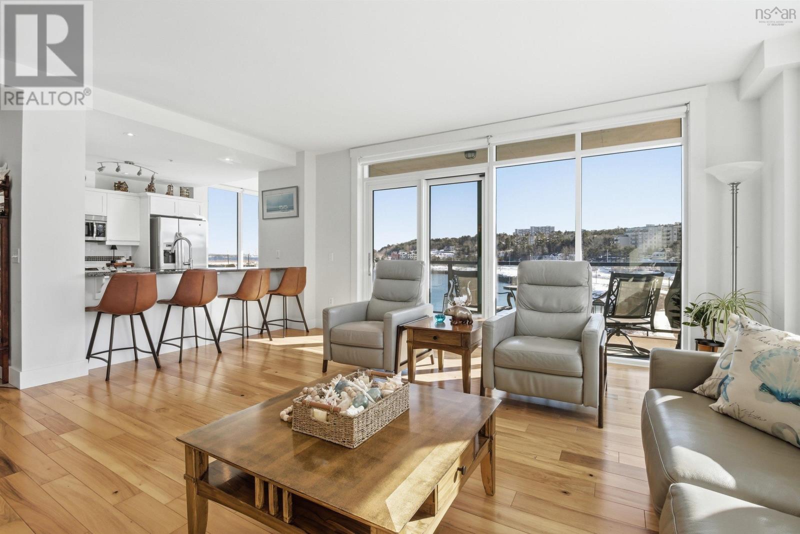 Property 5 of 34 of 305 220 Waterfront Drive