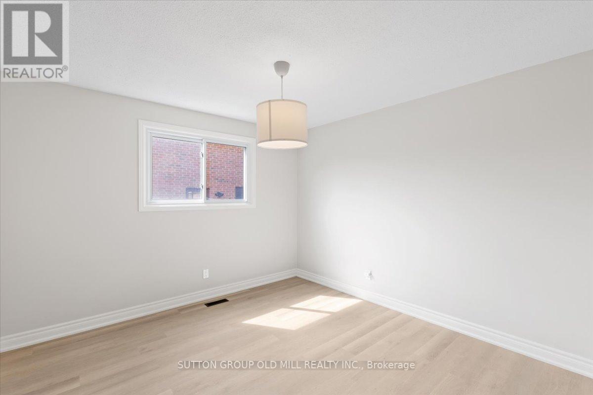 37 BRANDY CRESCENT - 19