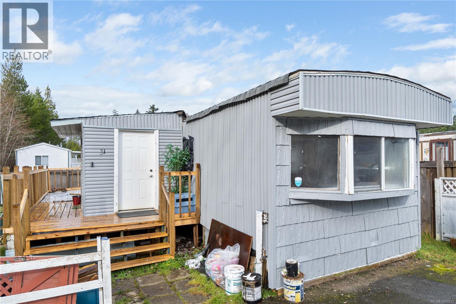 #31 1050 BOWLBY RD - 11